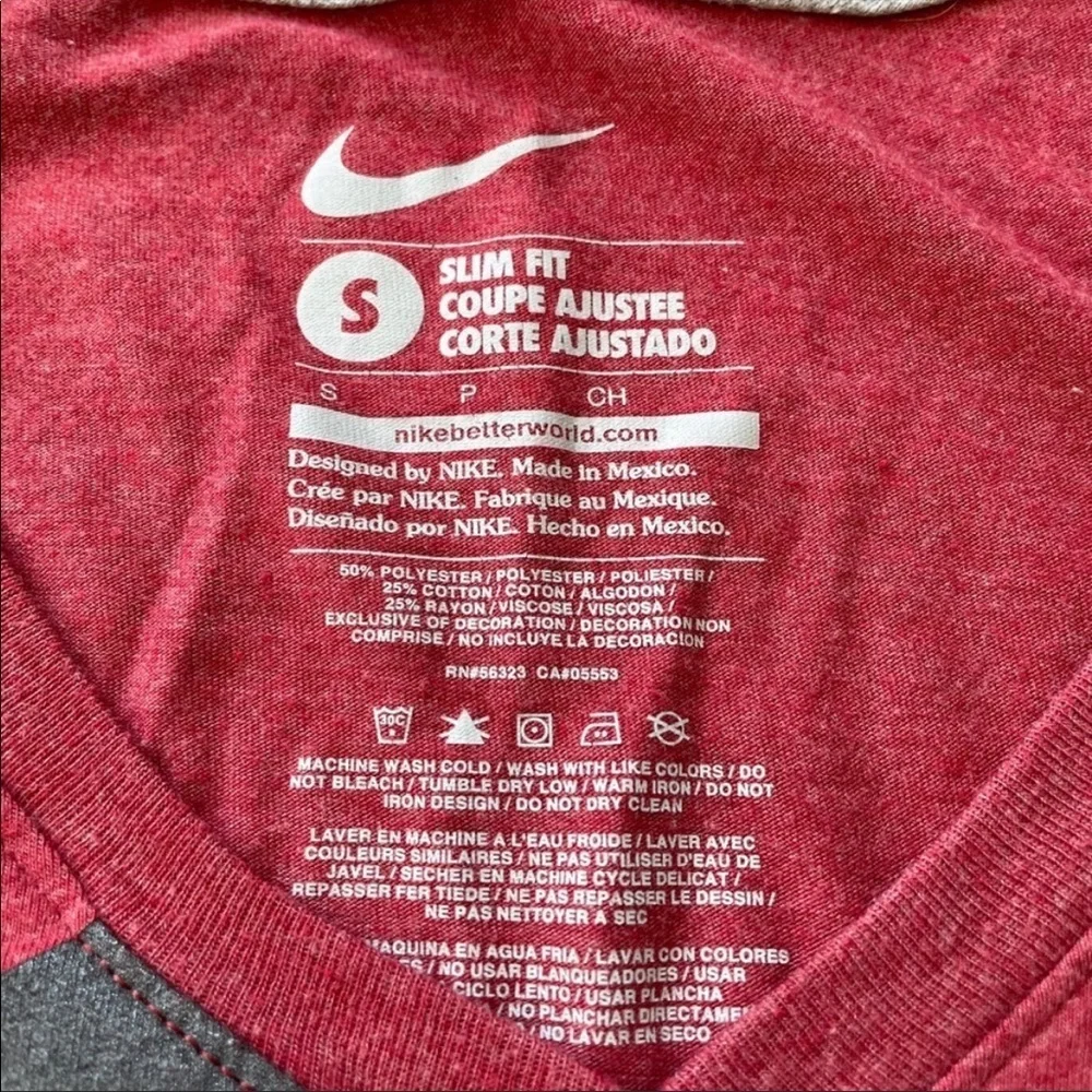 Nike Alabama Crimson Tide Slim Fit V-Neck Tee in Red Size Small